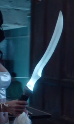 Isabelle Blade1 copy